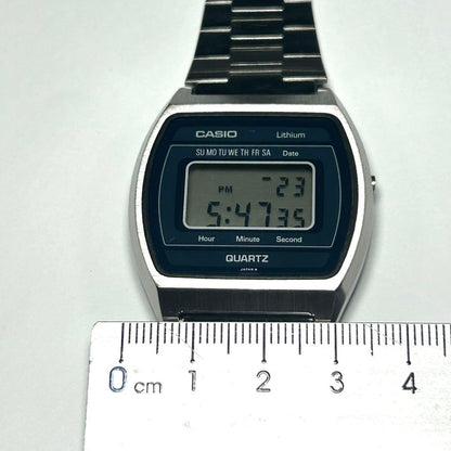 CASIO 58 B812 Quartz Men's Watch — Japanese