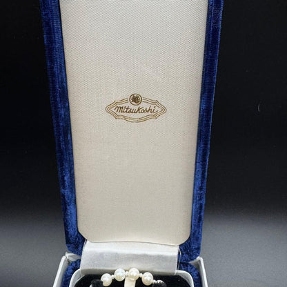 Mitsukoshi Akoya 5mm small round pearl necklace with silver fittings and removable mini cameo charm
