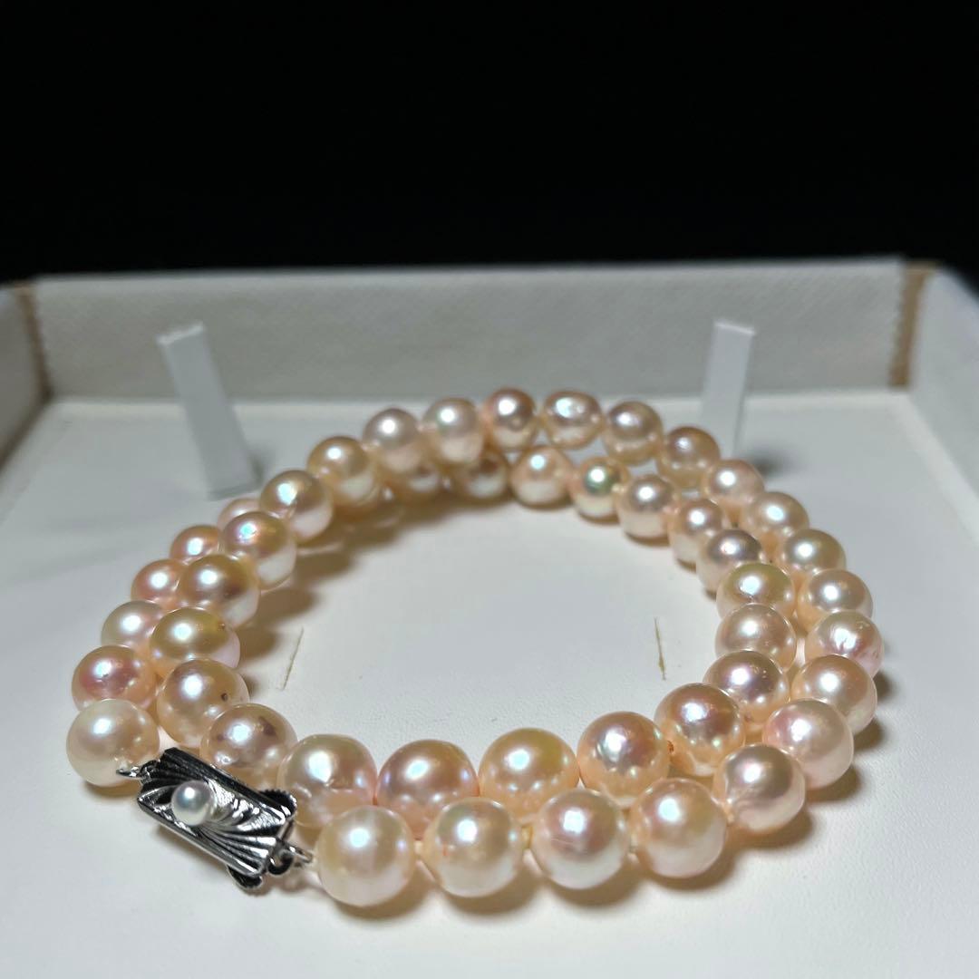 Akoya pearl necklace with large 8.0-9.0mm white semi-round pearls on silver chain 42.5 cm length