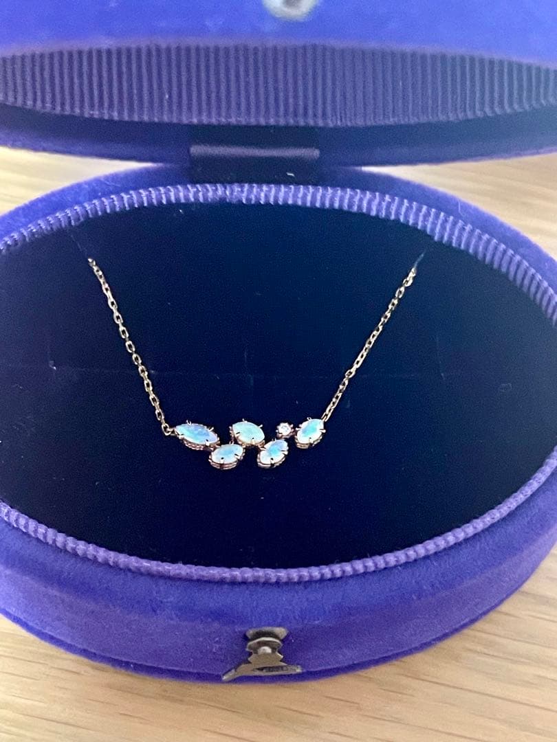 agete Classic Opal Necklace with opal and diamond on K18 K14 chain