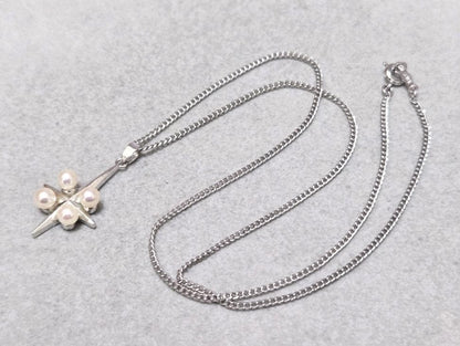 MIKIMOTO Pearl Cross SILVER Brooch 43347 featuring pearls on a 43 cm silver chain
