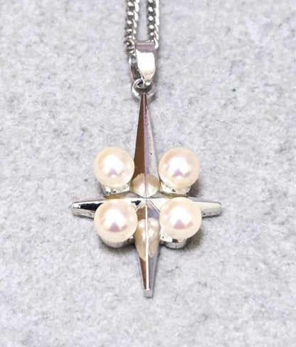MIKIMOTO Pearl Cross SILVER Brooch 43347 featuring pearls on a 43 cm silver chain