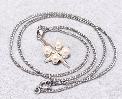 MIKIMOTO Pearl Cross SILVER Brooch 43347 featuring pearls on a 43 cm silver chain