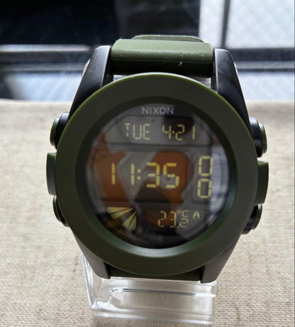 NIXON ユニット Digital Men's Watch — Japanese