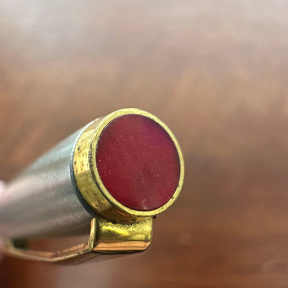 Showa Retro Pilot Fountain Pen with 14K 585 fine tip, red barrel, and gold cap, length 13.5 cm