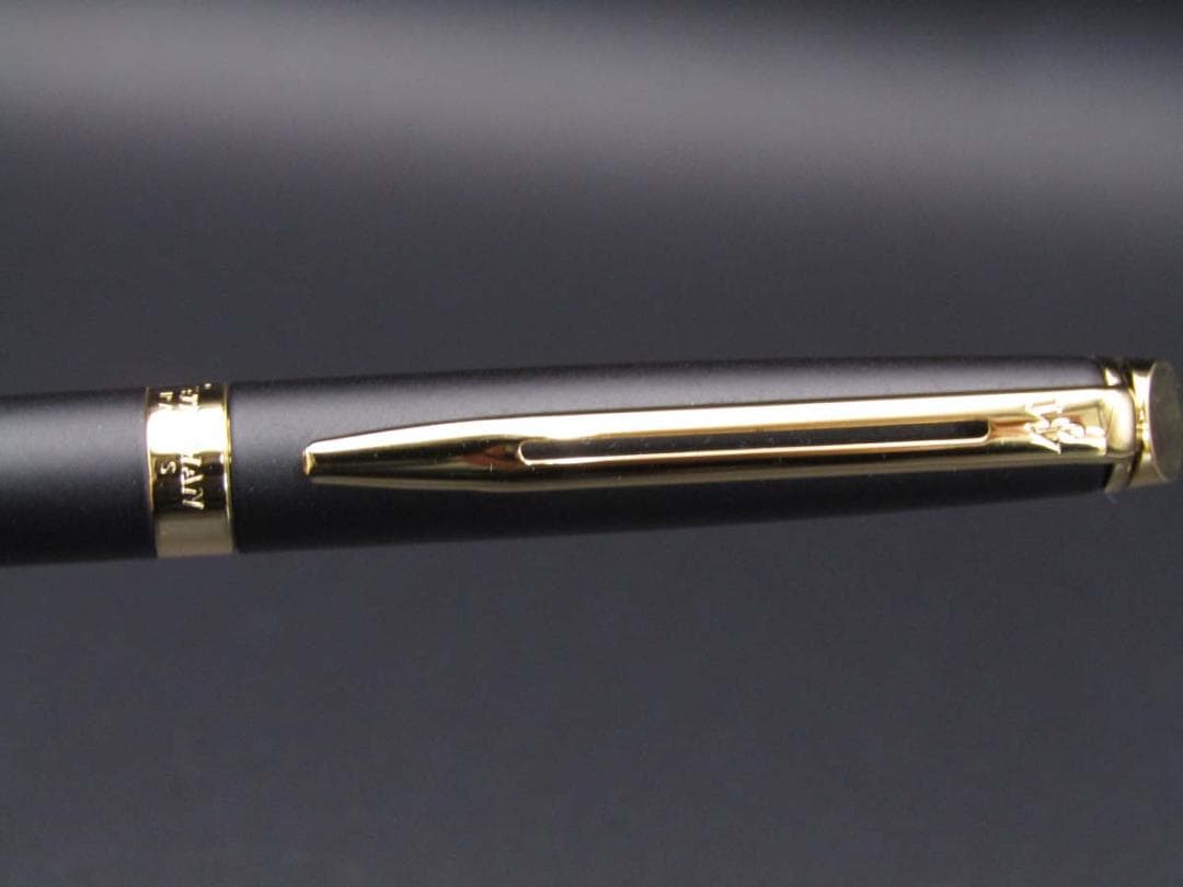 Waterman Metropolitan Essential Matte Black GT ballpoint pen with smooth black lacquer and gold plate trim