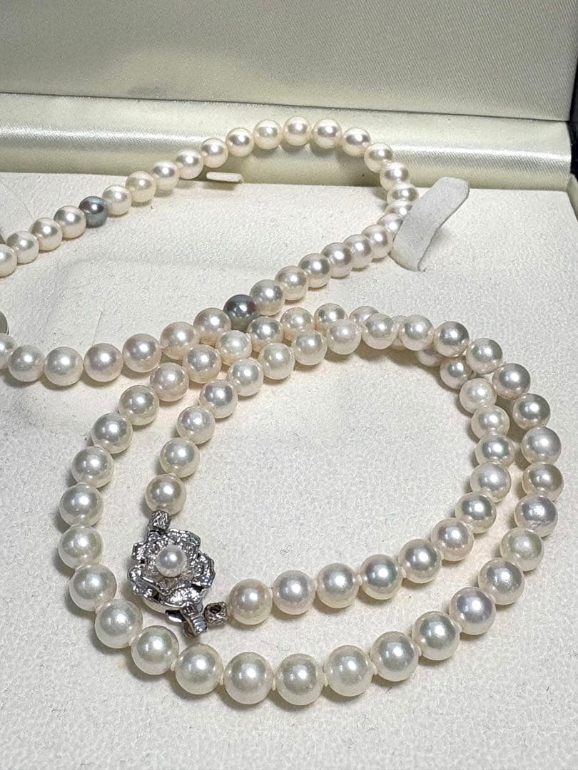 Iridescent Akoya pearl funeral set with two-piece necklace and bunch of prayer beads featuring silver clasp