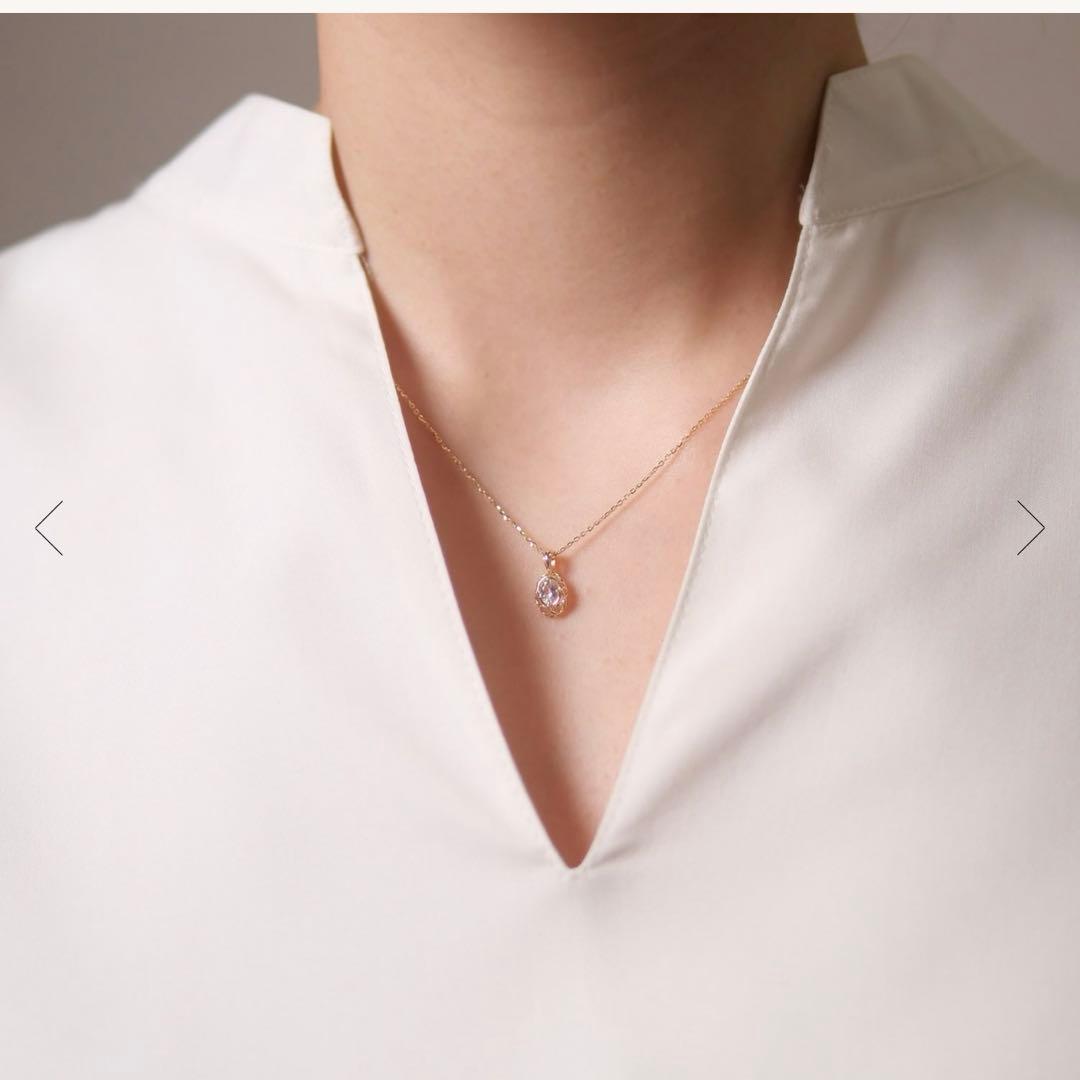 Agete K10 YG11 necklace with a 7.7mm by 5.7mm topaz gemstone on a 40cm gold chain