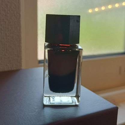 Discontinued Pilot Shikiori Tsubushi 15ml ink bottle with slightly dirty label, manufactured in 2015
