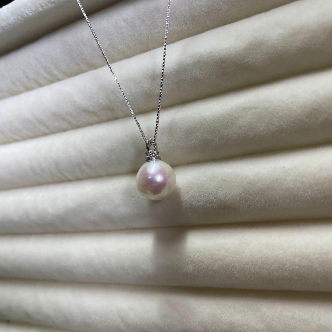 Akoya pearl necklace featuring large 10mm pearls with silver S925 metal parts, 45cm length