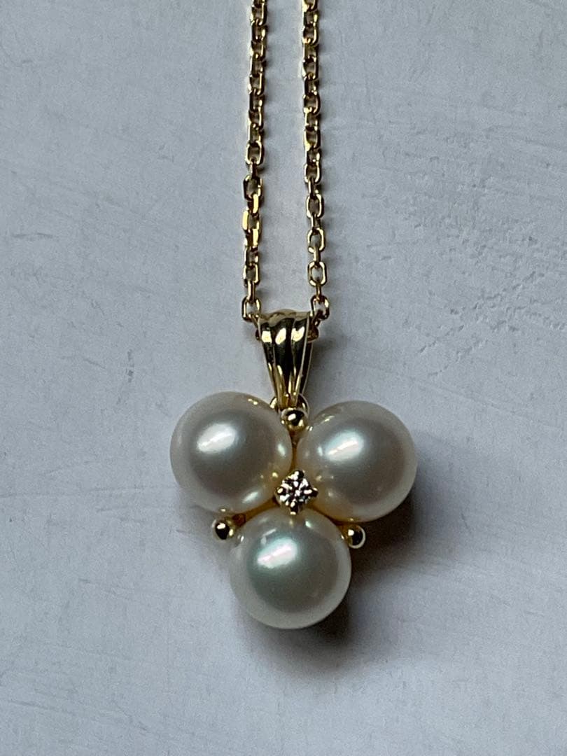 Mikimoto K18 pearl necklace with 6.5mm pearls and 38.5 cm chain length