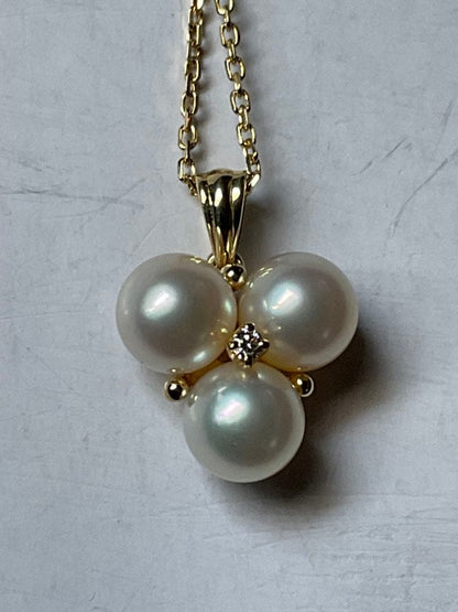 Mikimoto K18 pearl necklace with 6.5mm pearls and 38.5 cm chain length