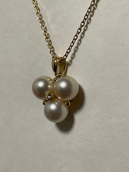 Mikimoto K18 pearl necklace with 6.5mm pearls and 38.5 cm chain length