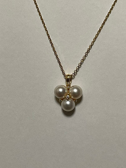 Mikimoto K18 pearl necklace with 6.5mm pearls and 38.5 cm chain length