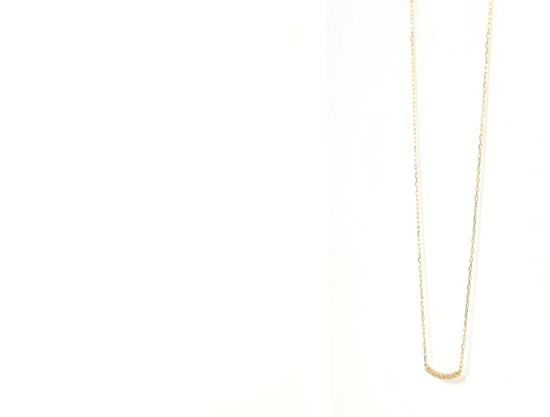 Agete yellow gold necklace with 9 diamonds pendant approximately 16.8 mm wide and 40 cm chain length