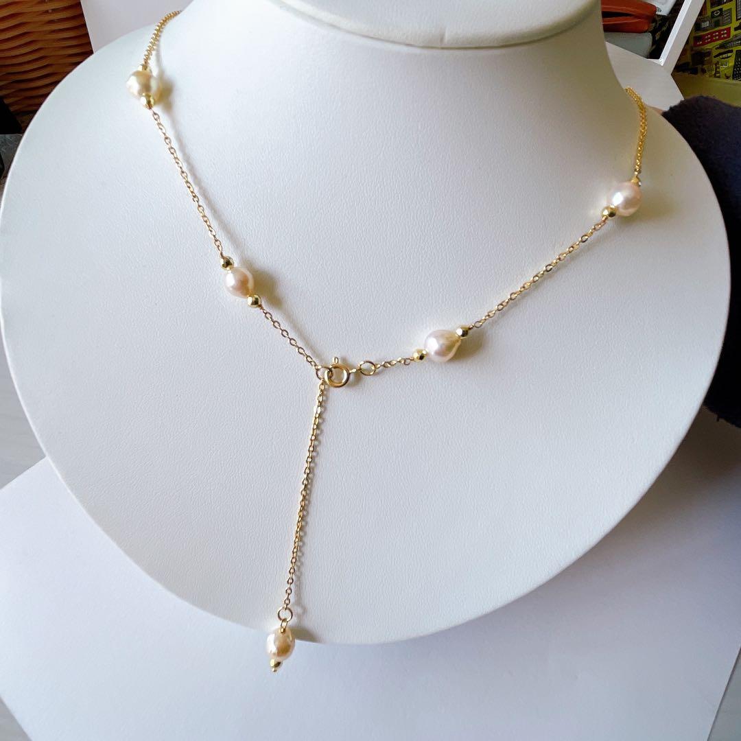 Akoya pearl baroque long Y-shaped necklace with 7mm pearls and gold granules on a 75cm chain