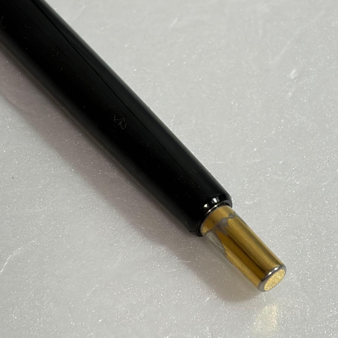 Used Pilot Capless Initial Model fountain pen with 14K gold nib, showing body crack and signs of wear