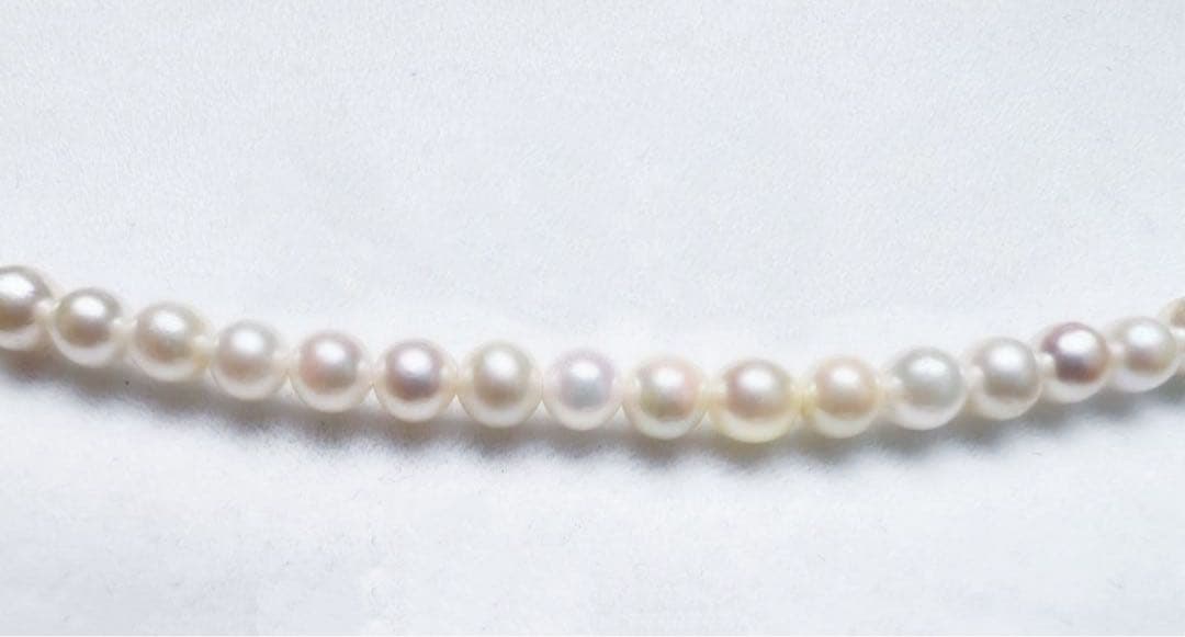 Ise-Shima Ago Bay-produced Koyam Akoya pearl necklace with round pearls sized 3.5 to 4.0mm on stainless steel wire