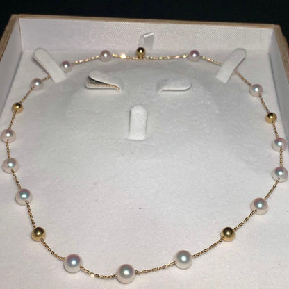 K18 Akoya Pearl Station Necklace featuring 7.0-7.5mm pearls on a 43 cm gold chain