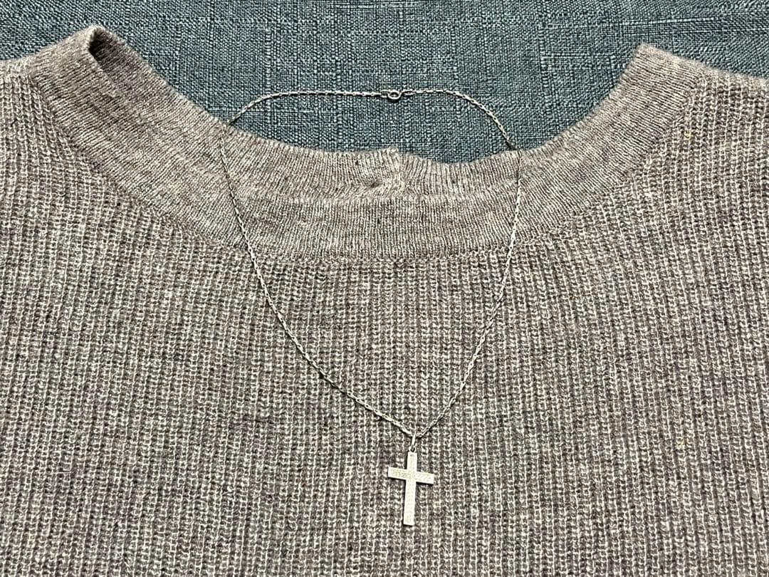 Silver Agate Cross Charm approximately 2.4 cm by 1.5 cm on a 41 cm silver chain