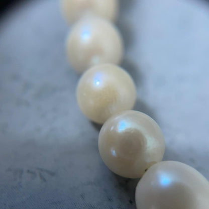 Honest Pearl Akoya pearl necklace with 6.5mm beads and silver clasp, 40cm length