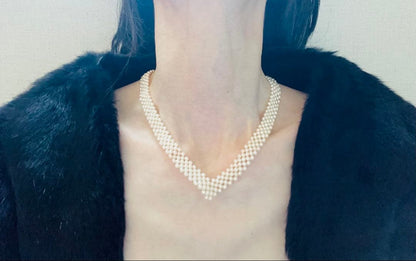 High-quality Aurora colored 5-row V-shaped Akoya pearl necklace with semi-round 3mm pearls and silver floral clasp