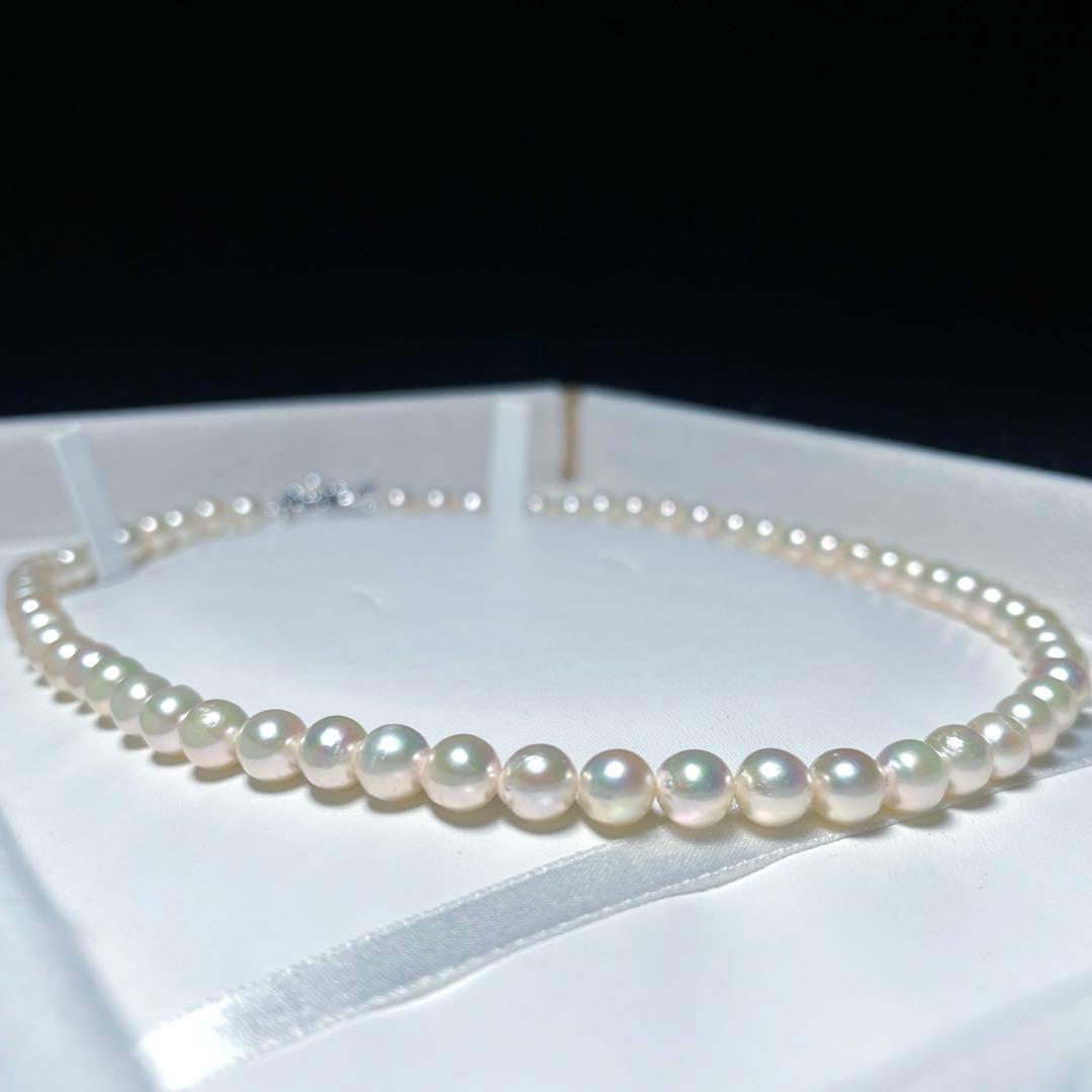 Aoya pearl necklace with 6.4-6.8mm white Akoya pearls and silver Teri wrap, 42.5 cm length