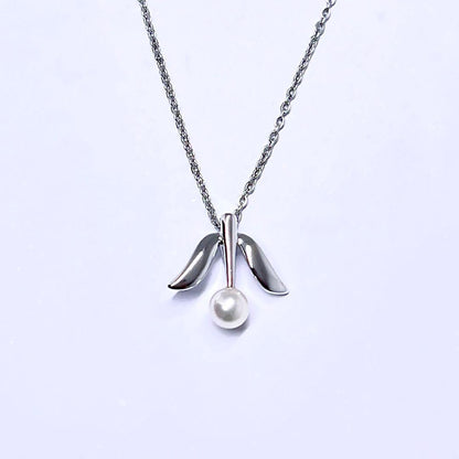 Mikimoto pearl necklace with 4.9mm pearls on a 40cm silver chain
