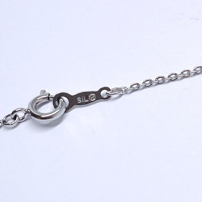 Mikimoto pearl necklace with 4.9mm pearls on a 40cm silver chain