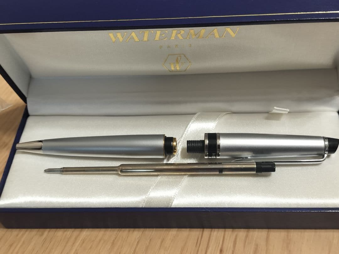 WATERMAN Expert Essential Silver ballpoint pen with sleek silver finish