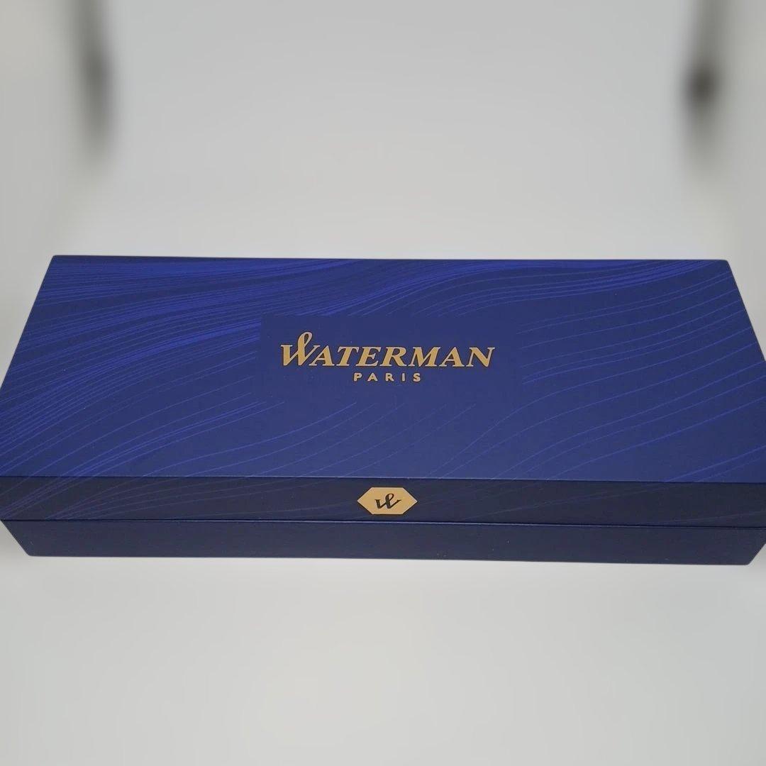 WATERMAN Expert ES ballpoint pen in matte black metal with clip and two-tone design