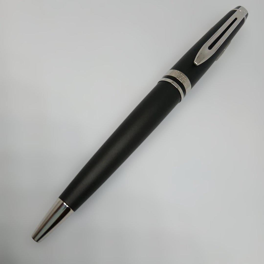 WATERMAN Expert ES ballpoint pen in matte black metal with clip and two-tone design