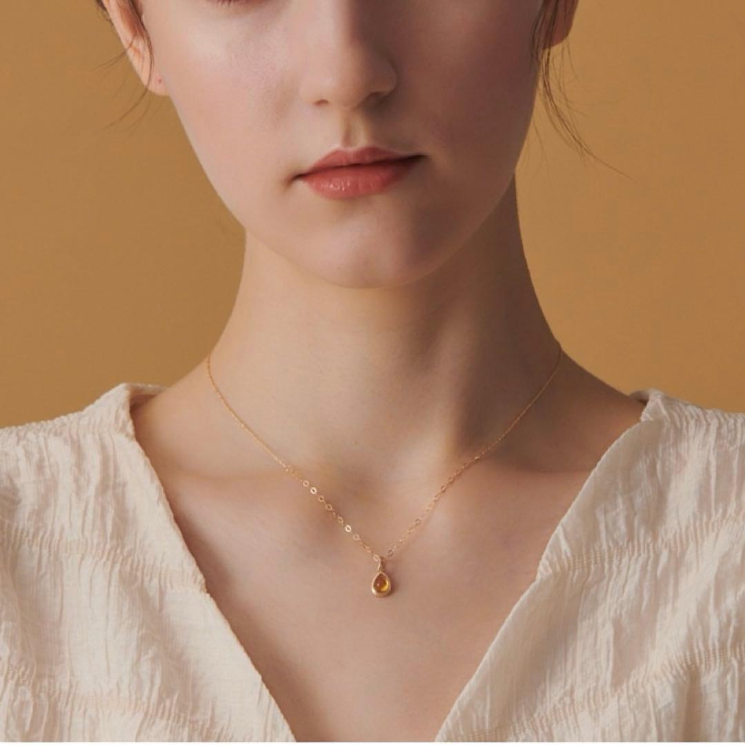 agete K10 Amber Necklace with 40 cm chain featuring warm amber pendant