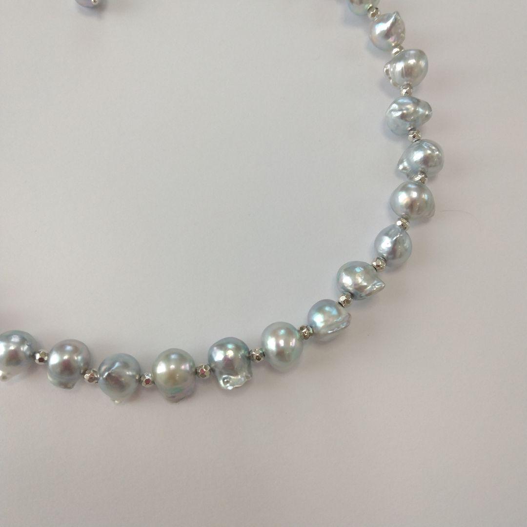 Ayukawa Akoya pearl necklace with 8.5mm natural gray pearls and silver resin beads on stainless steel adjuster