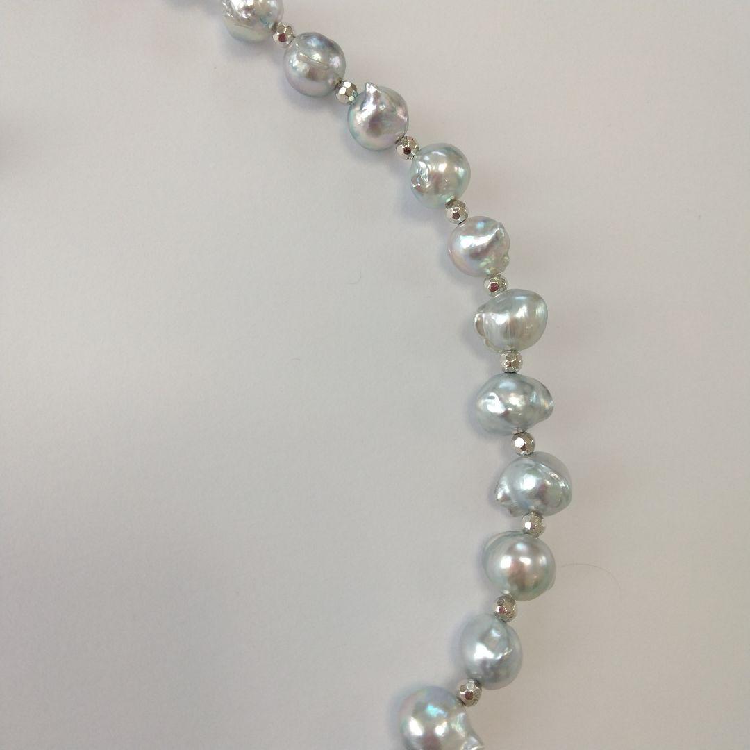 Ayukawa Akoya pearl necklace with 8.5mm natural gray pearls and silver resin beads on stainless steel adjuster