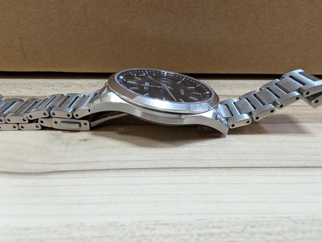 Citizen EXCEED Solar Men's Watch — Japanese