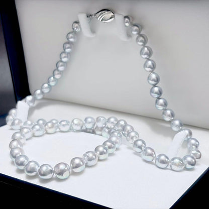 Akoya genuine pearl necklace featuring 8.0-9.0mm natural blue and gray pearls on a 43cm strand