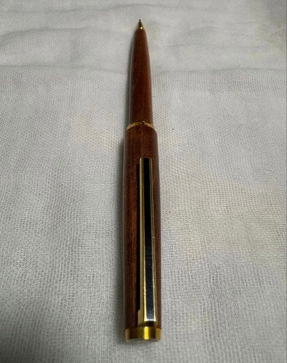 PILOT 0.5 CUSTOM mechanical pencil made with Japanese Zelkova wood shown from side angle