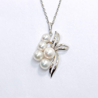 MIKIMOTO Pearl Necklace Flower with 4.9-6.0mm pearls and silver chain, 40cm length