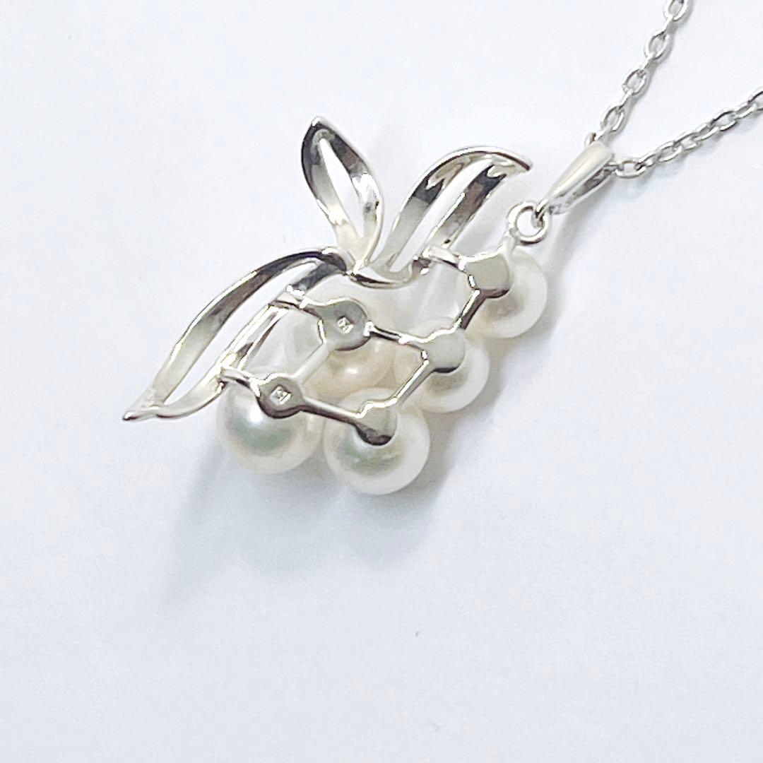 MIKIMOTO Pearl Necklace Flower with 4.9-6.0mm pearls and silver chain, 40cm length