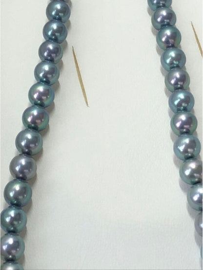 Akoya pearl necklace with blue-gray round pearls 8.0-8.5mm on silver clasp, 43cm length