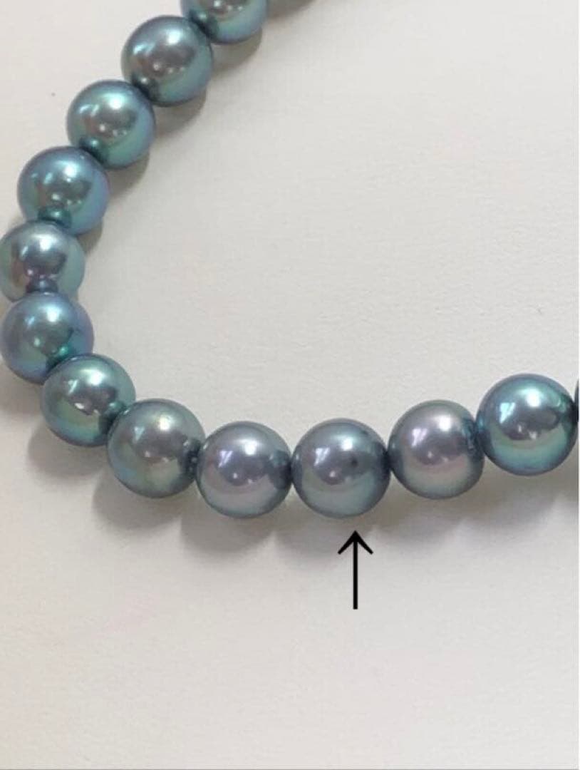 Akoya pearl necklace with blue-gray round pearls 8.0-8.5mm on silver clasp, 43cm length