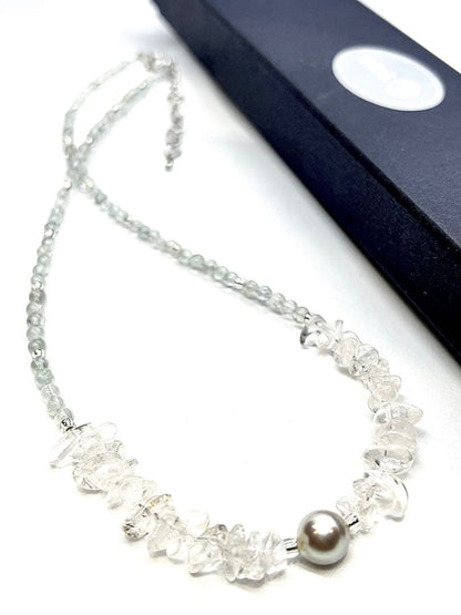 Akoya pearl necklace featuring natural 8.3 mm pearls and 3-4 mm aquamarine stones on a 40-45 cm chain