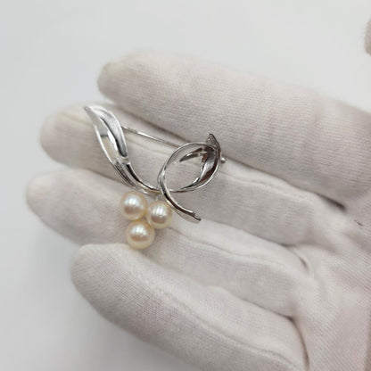Set of 3 Akoya pearl brooches with white 6-7mm pearls and silver925 metal