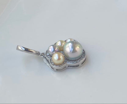 Akoya pearl multi-color pendant with blue pearl center and openable heart-shaped paw print bail on S925 silver
