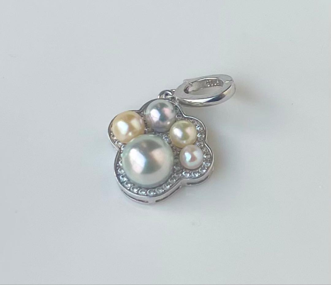 Akoya pearl multi-color pendant with blue pearl center and openable heart-shaped paw print bail on S925 silver