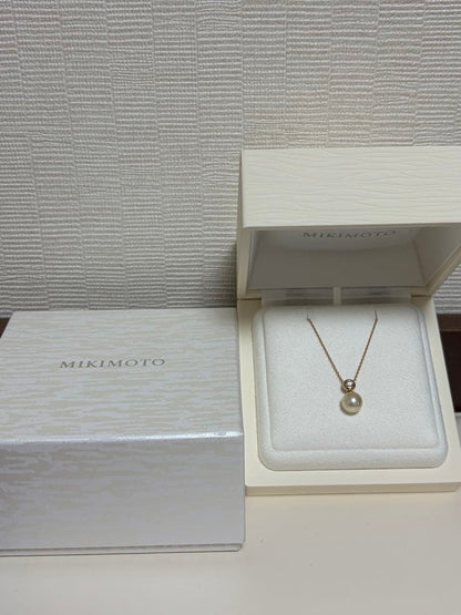 Law Pearl Diamond Pendant Necklace with 7.75mm pearl and diamond set in K18 rose gold
