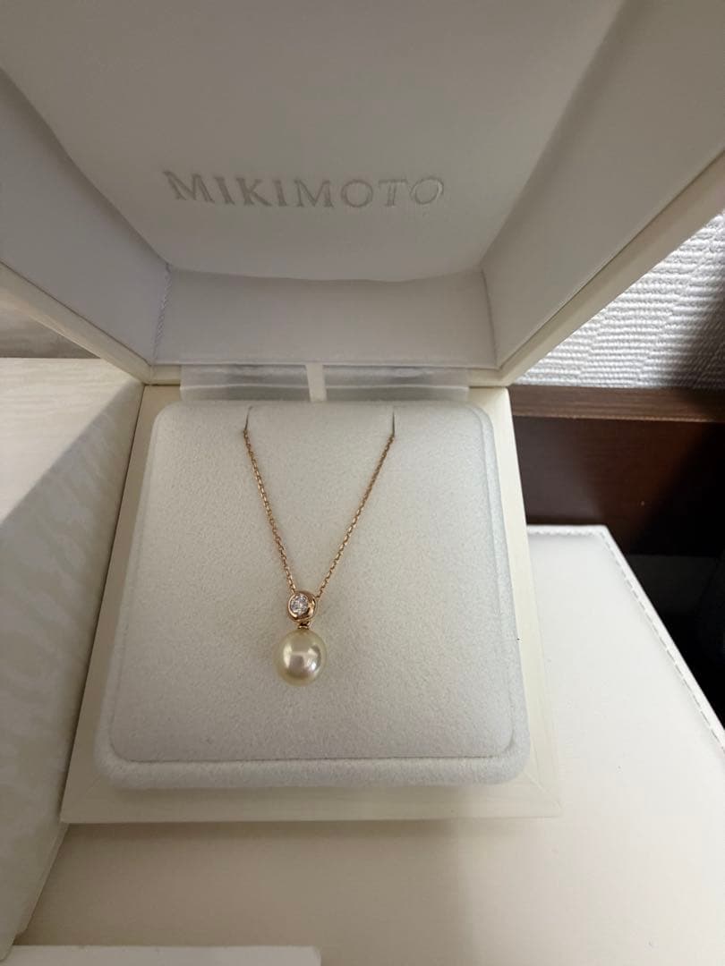 Law Pearl Diamond Pendant Necklace with 7.75mm pearl and diamond set in K18 rose gold