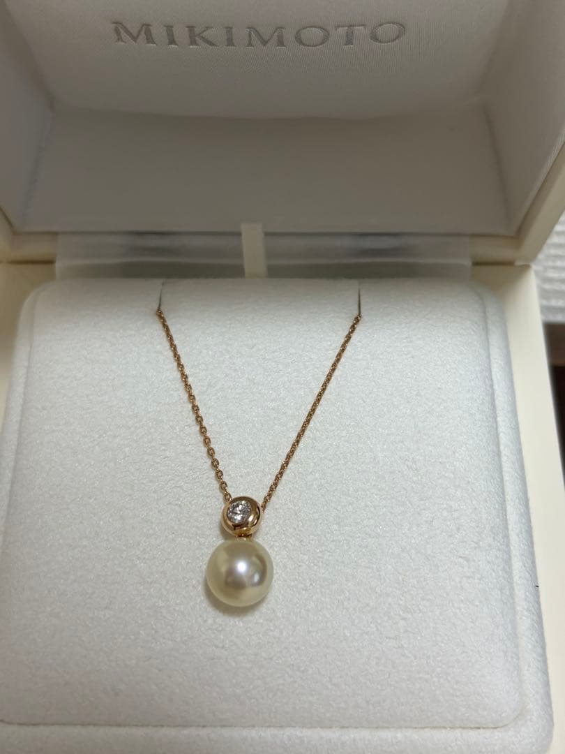 Law Pearl Diamond Pendant Necklace with 7.75mm pearl and diamond set in K18 rose gold