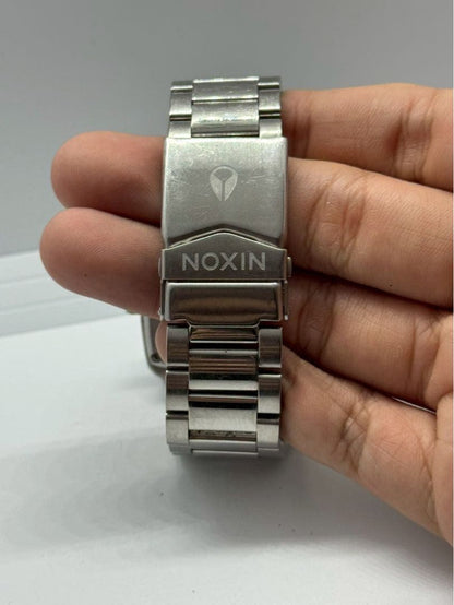 NIXON the PLAYER ダイヤ Quartz Men's Watch — Japanese